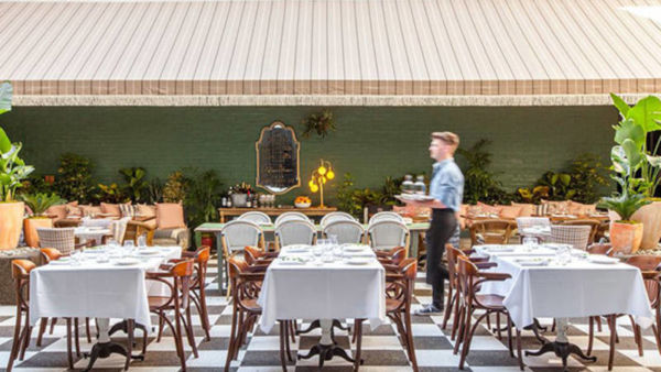10) Mardi Restaurant