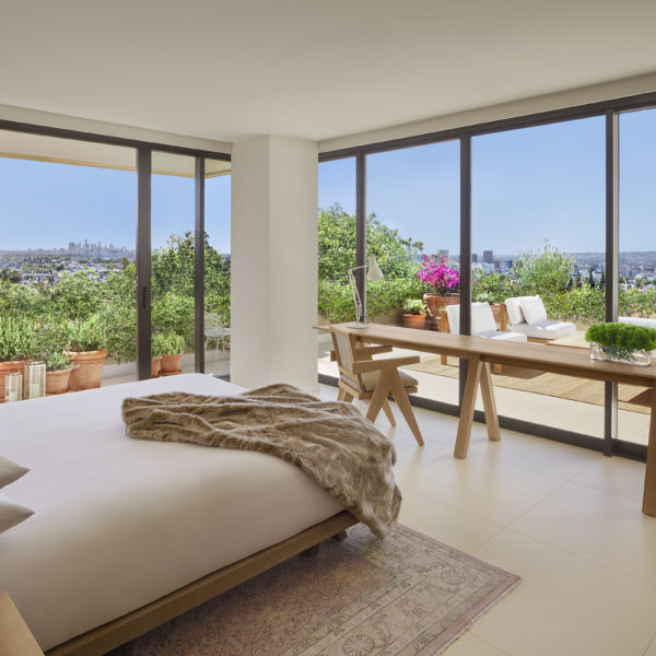 The Stunning West Hollywood EDITION Opens to Acclaim